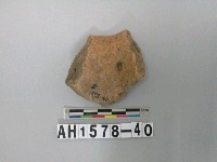藏品(褐色細砂陶片)的圖片